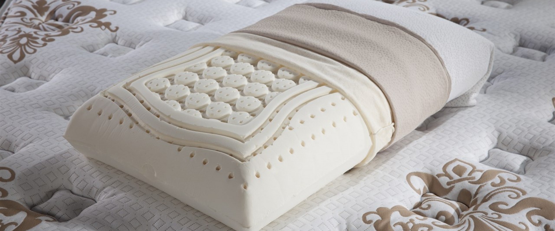 Latex Yastik Evimpark Bellona